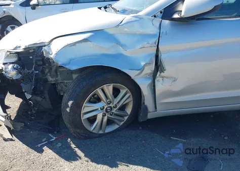 2019 Hyundai Elantra Value Edition z USA, uszkodzony, nr VIN 5NPD84LF3KH476220